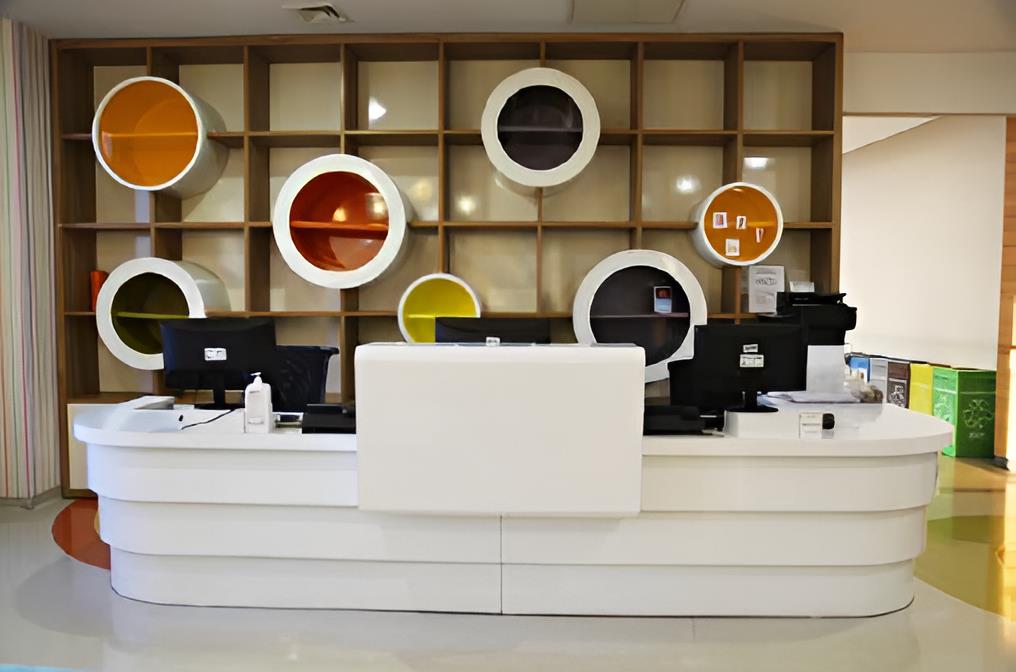 Admissions Desk