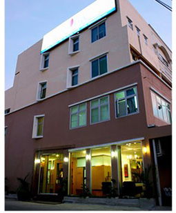 Dr. V Cosmetic Surgical Rejuvenation — photo