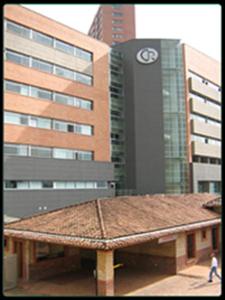 Main Building - Dr. Juan David Londono Villa
