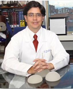 Dr. Hugo Cortes Ochoa — photo
