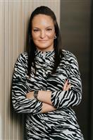 Dr. Piroska Fulop, Dt, Oral and Maxillofacial Specialist, Dentoalveolar Surgeon